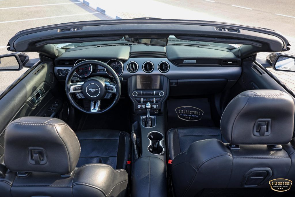 rental mustang dubai