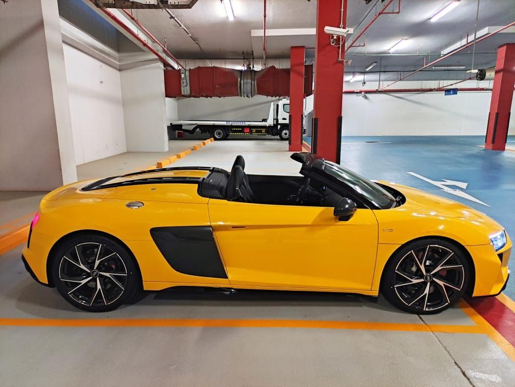 AUDI R8 in Dubai