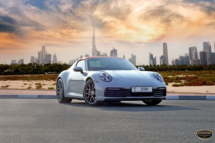 Rent Porsche Carrera 911 Targa 4s Dubai